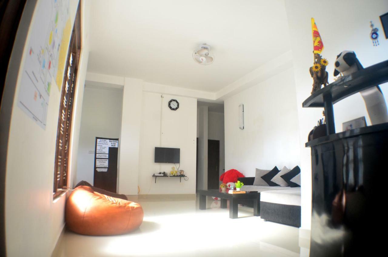 Steps Backpackers Hostel Kolombo Zewnętrze zdjęcie